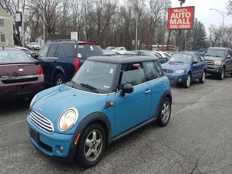 2008 MINI Cooper Hardtop 2dr Cpe, available for sale in Chicopee, Massachusetts | Matts Auto Mall LLC. Chicopee, Massachusetts