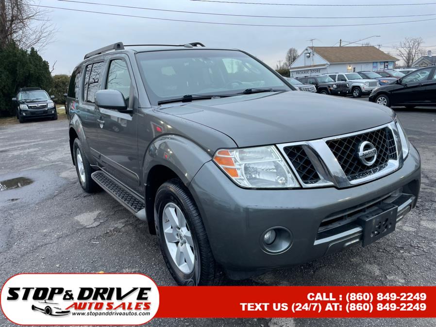 2008 Nissan Pathfinder 4WD 4dr V6 SE, available for sale in East Windsor, Connecticut | Stop & Drive Auto Sales. East Windsor, Connecticut 2008 Nissan Pathfinder 4WD 4dr V6 SE, available for sale in East Windsor, Connecticut | Stop & Drive Auto Sales. East Windsor, Connecticut