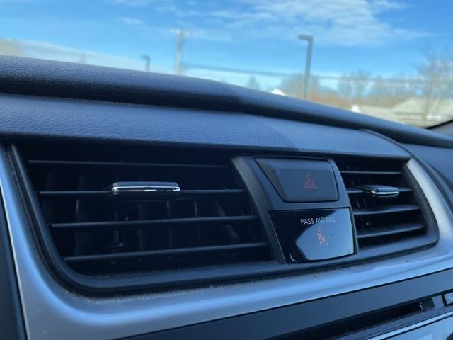 Used Nissan Altima 2.5 SR 2017 | Blasius Federal Road. Brookfield, Connecticut Used Nissan Altima 2.5 SR 2017 | Blasius Federal Road. Brookfield, Connecticut