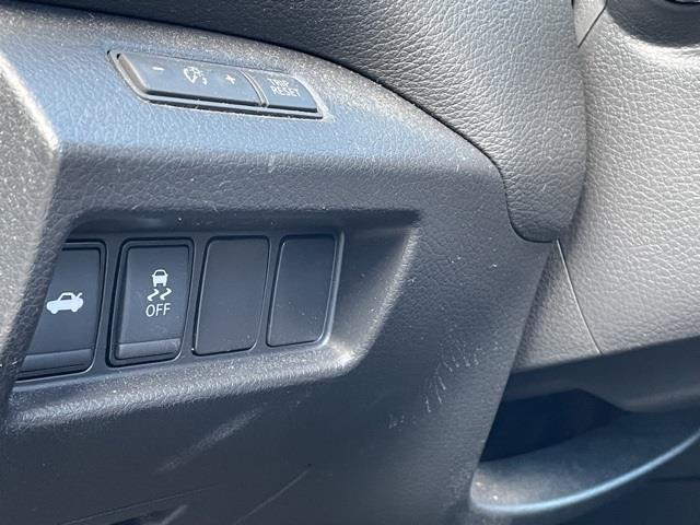 Used Nissan Altima 2.5 SR 2017 | Blasius Federal Road. Brookfield, Connecticut Used Nissan Altima 2.5 SR 2017 | Blasius Federal Road. Brookfield, Connecticut