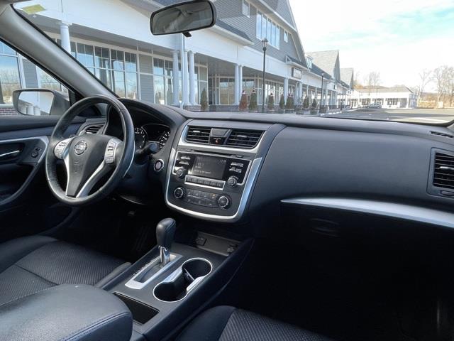 Used Nissan Altima 2.5 SR 2017 | Blasius Federal Road. Brookfield, Connecticut Used Nissan Altima 2.5 SR 2017 | Blasius Federal Road. Brookfield, Connecticut