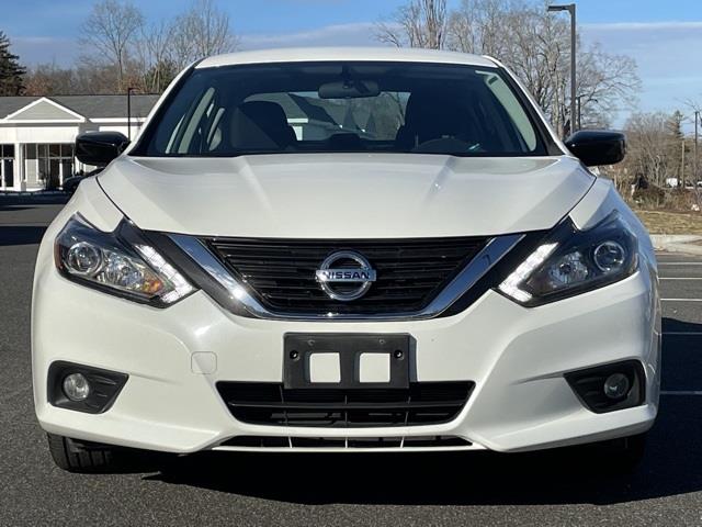 Used Nissan Altima 2.5 SR 2017 | Blasius Federal Road. Brookfield, Connecticut Used Nissan Altima 2.5 SR 2017 | Blasius Federal Road. Brookfield, Connecticut