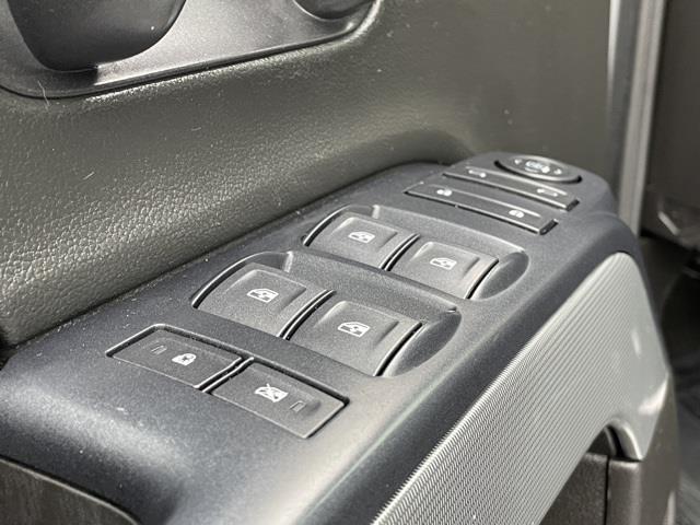 Used Chevrolet Silverado 1500 LT 2018 | Blasius Federal Road. Brookfield, Connecticut Used Chevrolet Silverado 1500 LT 2018 | Blasius Federal Road. Brookfield, Connecticut