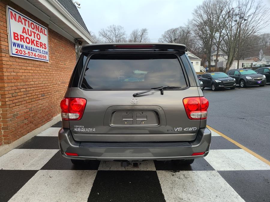 2006 Toyota Sequoia 4dr Limited 4WD, available for sale in Waterbury, Connecticut | National Auto Brokers, Inc.. Waterbury, Connecticut 2006 Toyota Sequoia 4dr Limited 4WD, available for sale in Waterbury, Connecticut | National Auto Brokers, Inc.. Waterbury, Connecticut