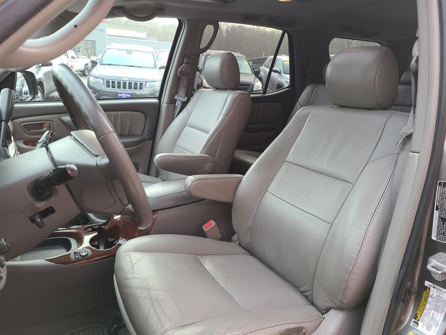 2006 Toyota Sequoia 4dr Limited 4WD, available for sale in Waterbury, Connecticut | National Auto Brokers, Inc.. Waterbury, Connecticut 2006 Toyota Sequoia 4dr Limited 4WD, available for sale in Waterbury, Connecticut | National Auto Brokers, Inc.. Waterbury, Connecticut