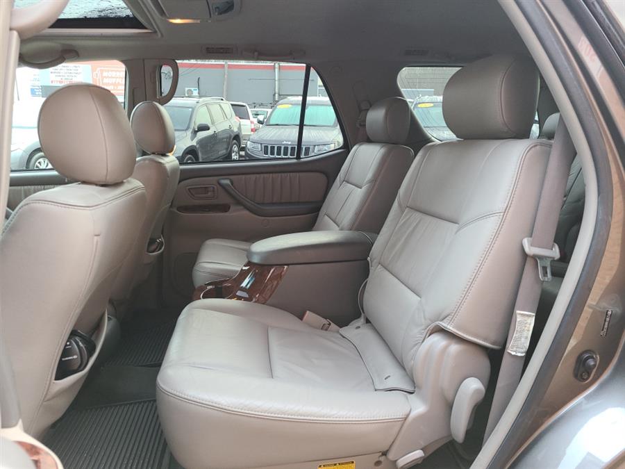 2006 Toyota Sequoia 4dr Limited 4WD, available for sale in Waterbury, Connecticut | National Auto Brokers, Inc.. Waterbury, Connecticut 2006 Toyota Sequoia 4dr Limited 4WD, available for sale in Waterbury, Connecticut | National Auto Brokers, Inc.. Waterbury, Connecticut