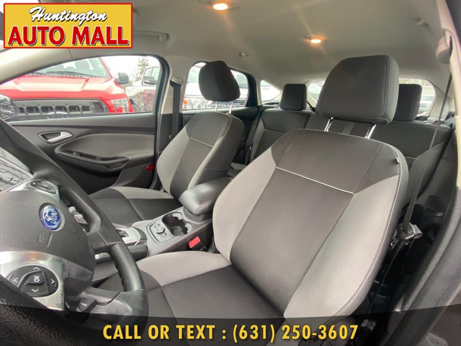 Used Ford Focus 5dr HB SE 2014 | Huntington Auto Mall. Huntington Station, New York Used Ford Focus 5dr HB SE 2014 | Huntington Auto Mall. Huntington Station, New York