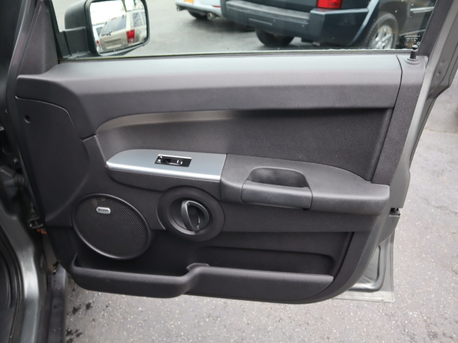 2008 Jeep Commander 4WD 4dr Sport, available for sale in Huntington Station, New York | My Auto Inc.. Huntington Station, New York 2008 Jeep Commander 4WD 4dr Sport, available for sale in Huntington Station, New York | My Auto Inc.. Huntington Station, New York