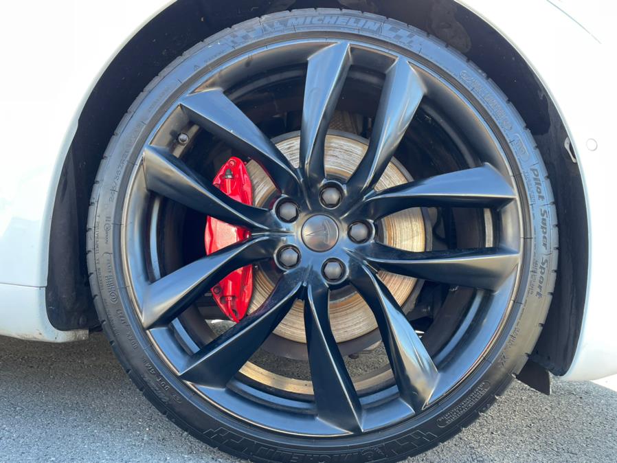 Used Tesla Model S P100D AWD 2018 | Green Light Auto Wholesale. Daly City, California Used Tesla Model S P100D AWD 2018 | Green Light Auto Wholesale. Daly City, California