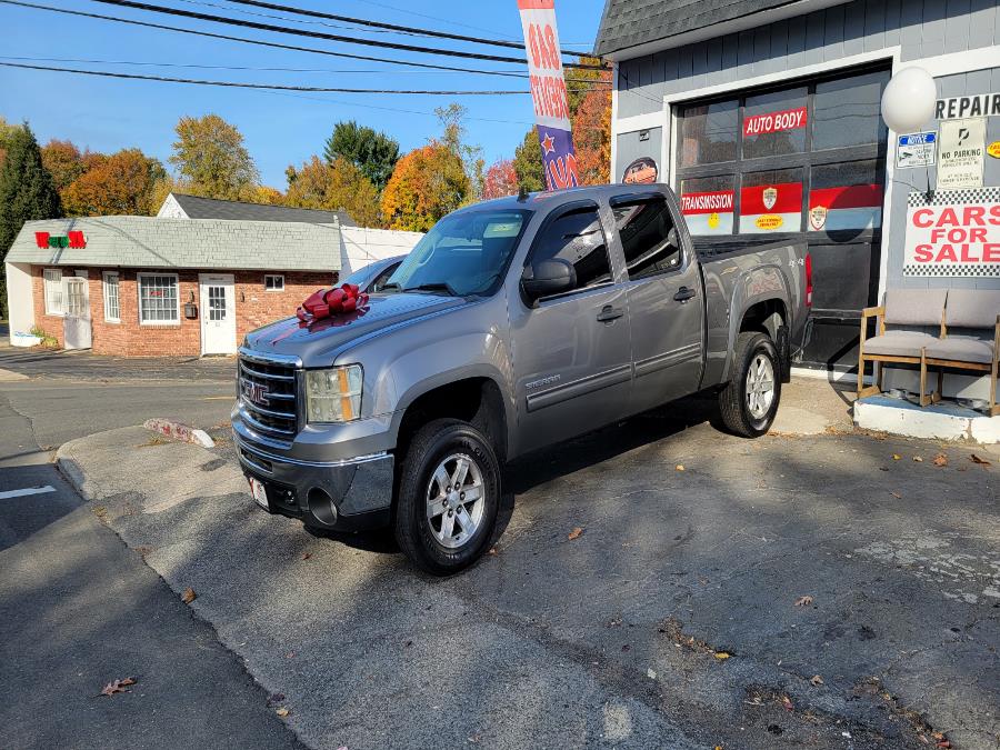 2013 GMC Sierra 1500 4WD Crew Cab 143.5" SLE, available for sale in Milford, Connecticut | Adonai Auto Sales LLC. Milford, Connecticut