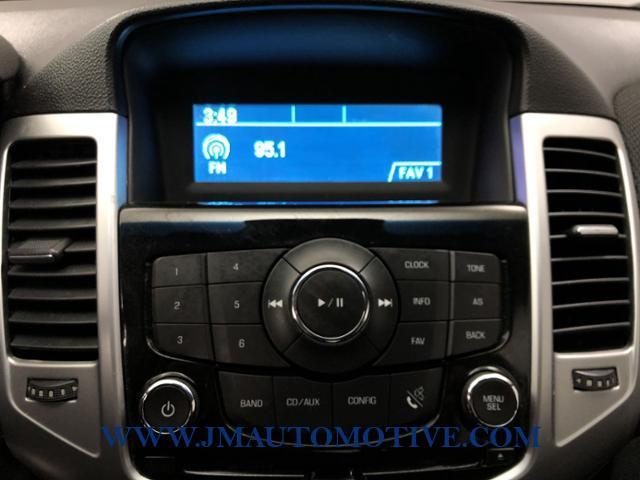 2014 Chevrolet Cruze 4dr Sdn Auto 1LT, available for sale in Naugatuck, Connecticut | J&M Automotive Sls&Svc LLC. Naugatuck, Connecticut 2014 Chevrolet Cruze 4dr Sdn Auto 1LT, available for sale in Naugatuck, Connecticut | J&M Automotive Sls&Svc LLC. Naugatuck, Connecticut