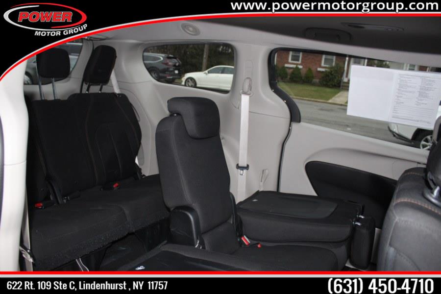Used Chrysler Pacifica Touring FWD 2017 | Power Motor Group. Lindenhurst, New York Used Chrysler Pacifica Touring FWD 2017 | Power Motor Group. Lindenhurst, New York