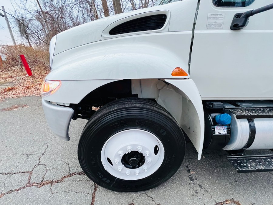2017 International 4300 26 FEET DRY BOX + CUMMINS ENG +LIFT GATE + NO CDL, available for sale in South Amboy, New Jersey | NJ Truck Spot. South Amboy, New Jersey 2017 International 4300 26 FEET DRY BOX + CUMMINS ENG +LIFT GATE + NO CDL, available for sale in South Amboy, New Jersey | NJ Truck Spot. South Amboy, New Jersey