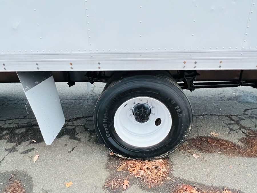 2017 International 4300 26 FEET DRY BOX + CUMMINS ENG +LIFT GATE + NO CDL, available for sale in South Amboy, New Jersey | NJ Truck Spot. South Amboy, New Jersey 2017 International 4300 26 FEET DRY BOX + CUMMINS ENG +LIFT GATE + NO CDL, available for sale in South Amboy, New Jersey | NJ Truck Spot. South Amboy, New Jersey