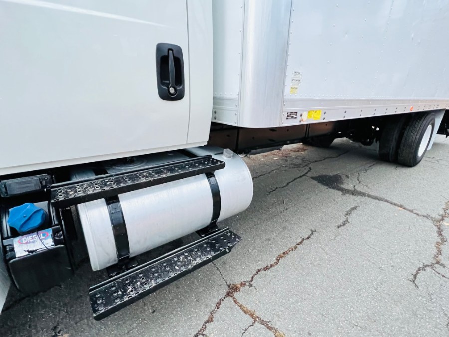 2017 International 4300 26 FEET DRY BOX + CUMMINS ENG +LIFT GATE + NO CDL, available for sale in South Amboy, New Jersey | NJ Truck Spot. South Amboy, New Jersey 2017 International 4300 26 FEET DRY BOX + CUMMINS ENG +LIFT GATE + NO CDL, available for sale in South Amboy, New Jersey | NJ Truck Spot. South Amboy, New Jersey