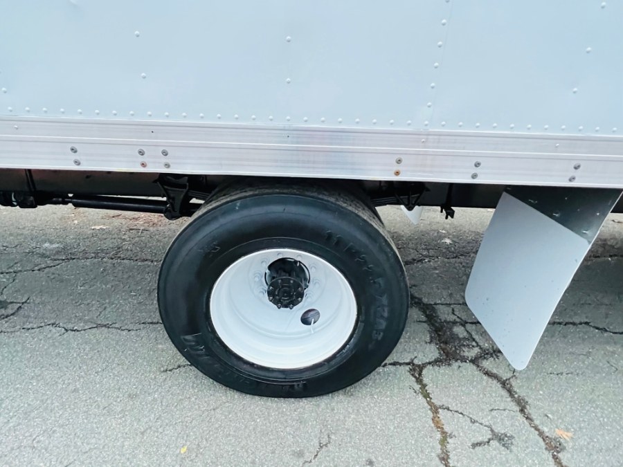 2017 International 4300 26 FEET DRY BOX + CUMMINS ENG +LIFT GATE + NO CDL, available for sale in South Amboy, New Jersey | NJ Truck Spot. South Amboy, New Jersey 2017 International 4300 26 FEET DRY BOX + CUMMINS ENG +LIFT GATE + NO CDL, available for sale in South Amboy, New Jersey | NJ Truck Spot. South Amboy, New Jersey