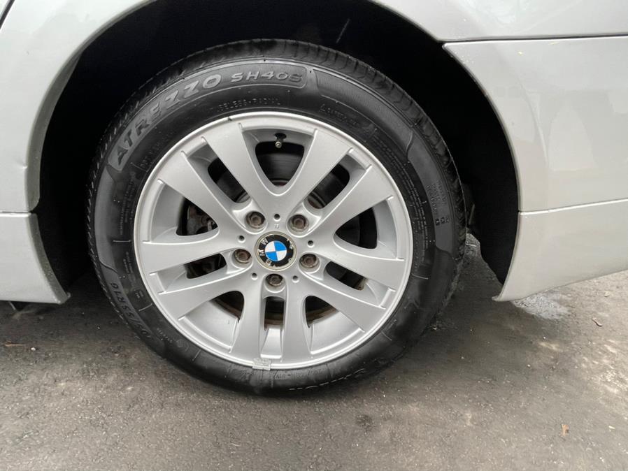Used BMW 3 Series 4dr Sdn 328xi AWD 2007 | Auto Match LLC. Waterbury, Connecticut Used BMW 3 Series 4dr Sdn 328xi AWD 2007 | Auto Match LLC. Waterbury, Connecticut