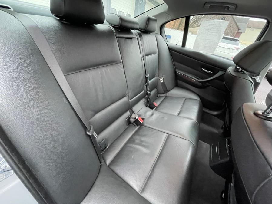 Used BMW 3 Series 4dr Sdn 328xi AWD 2007 | Auto Match LLC. Waterbury, Connecticut Used BMW 3 Series 4dr Sdn 328xi AWD 2007 | Auto Match LLC. Waterbury, Connecticut