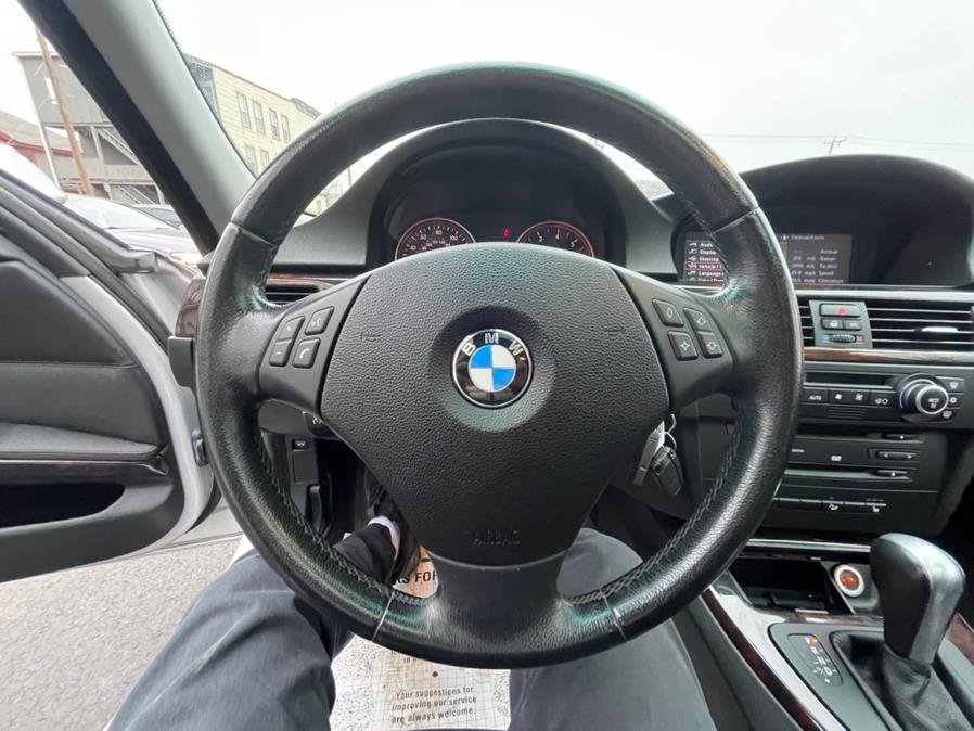 Used BMW 3 Series 4dr Sdn 328xi AWD 2007 | Auto Match LLC. Waterbury, Connecticut Used BMW 3 Series 4dr Sdn 328xi AWD 2007 | Auto Match LLC. Waterbury, Connecticut