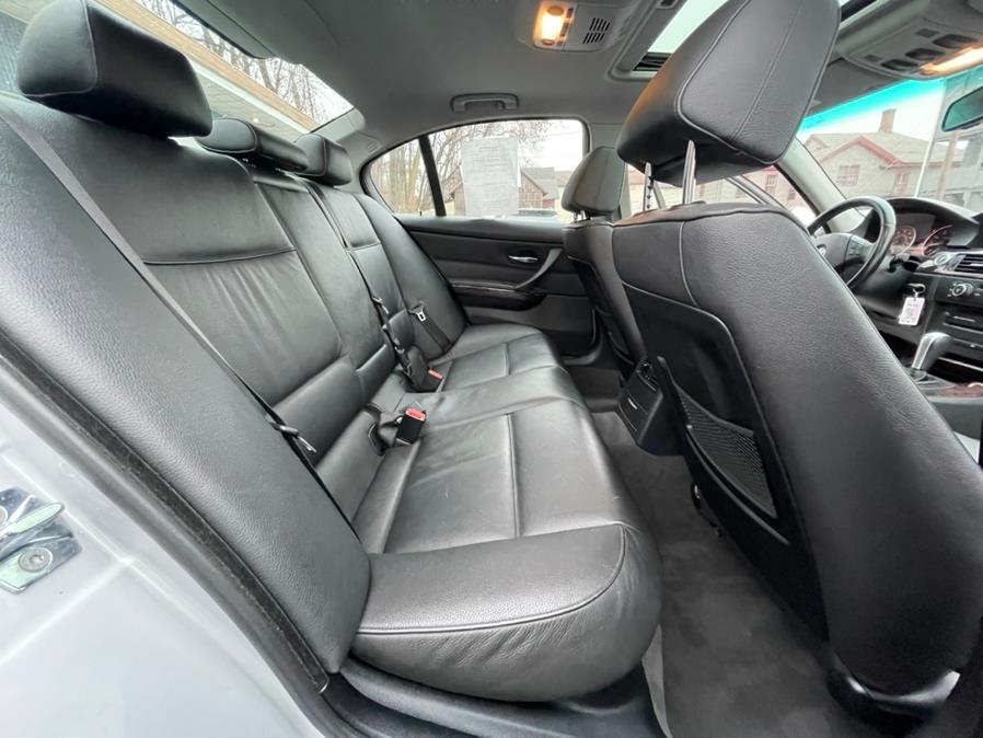 Used BMW 3 Series 4dr Sdn 328xi AWD 2007 | Auto Match LLC. Waterbury, Connecticut Used BMW 3 Series 4dr Sdn 328xi AWD 2007 | Auto Match LLC. Waterbury, Connecticut