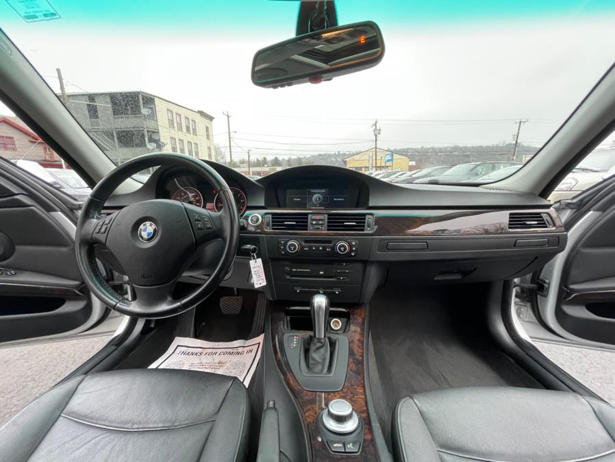 Used BMW 3 Series 4dr Sdn 328xi AWD 2007 | Auto Match LLC. Waterbury, Connecticut Used BMW 3 Series 4dr Sdn 328xi AWD 2007 | Auto Match LLC. Waterbury, Connecticut
