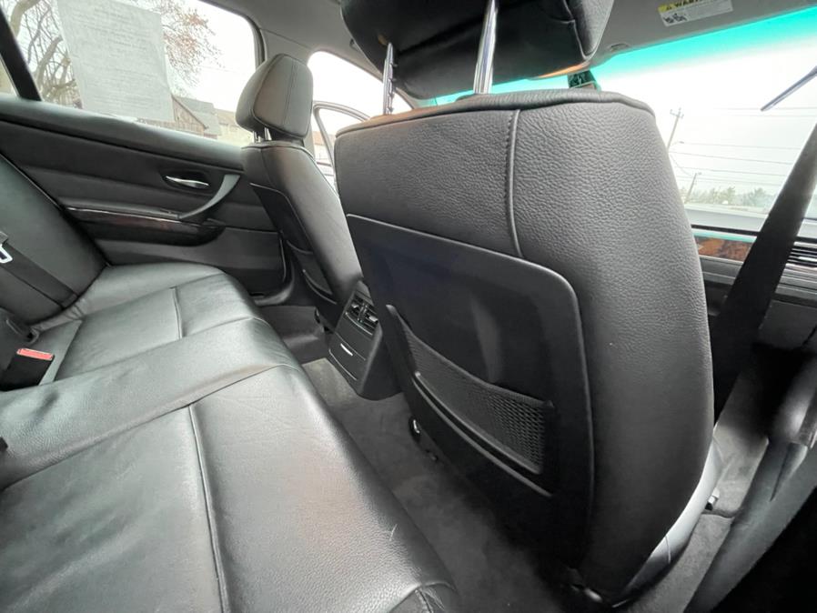 Used BMW 3 Series 4dr Sdn 328xi AWD 2007 | Auto Match LLC. Waterbury, Connecticut Used BMW 3 Series 4dr Sdn 328xi AWD 2007 | Auto Match LLC. Waterbury, Connecticut