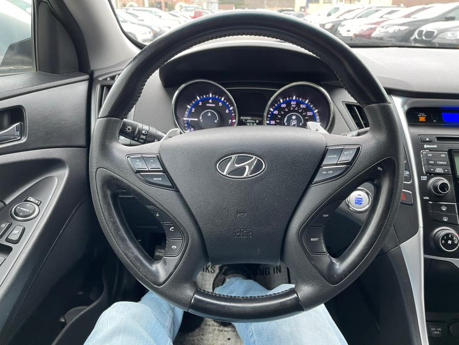 Used Hyundai Sonata 4dr Sdn 2.4L Auto Ltd PZEV *Ltd Avail* 2011 | Auto Match LLC. Waterbury, Connecticut Used Hyundai Sonata 4dr Sdn 2.4L Auto Ltd PZEV *Ltd Avail* 2011 | Auto Match LLC. Waterbury, Connecticut