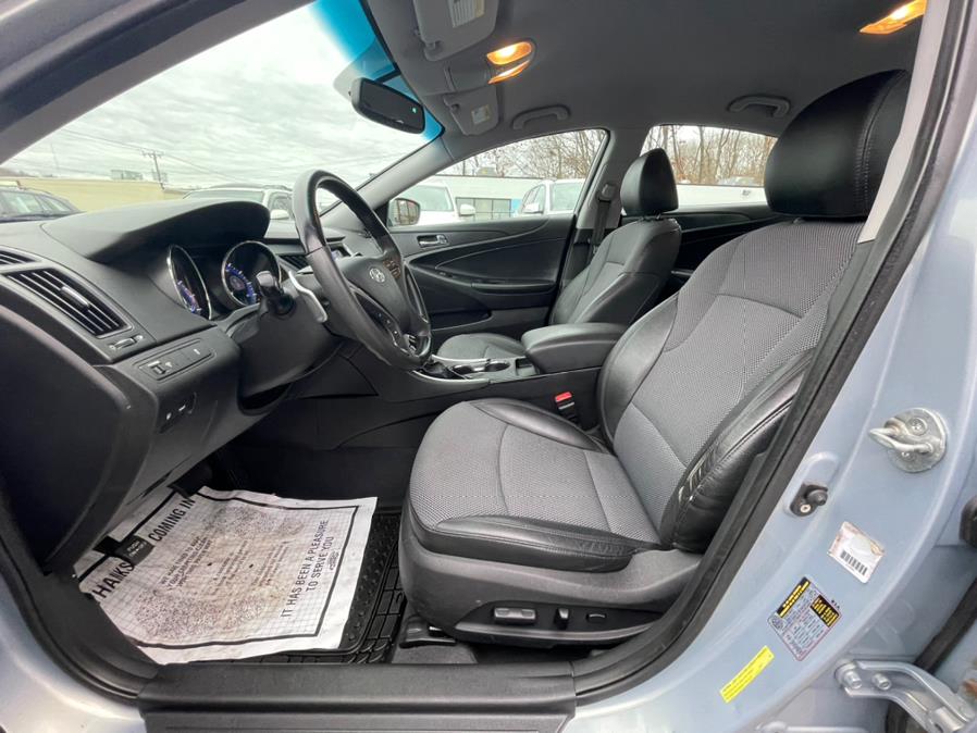 Used Hyundai Sonata 4dr Sdn 2.4L Auto Ltd PZEV *Ltd Avail* 2011 | Auto Match LLC. Waterbury, Connecticut Used Hyundai Sonata 4dr Sdn 2.4L Auto Ltd PZEV *Ltd Avail* 2011 | Auto Match LLC. Waterbury, Connecticut