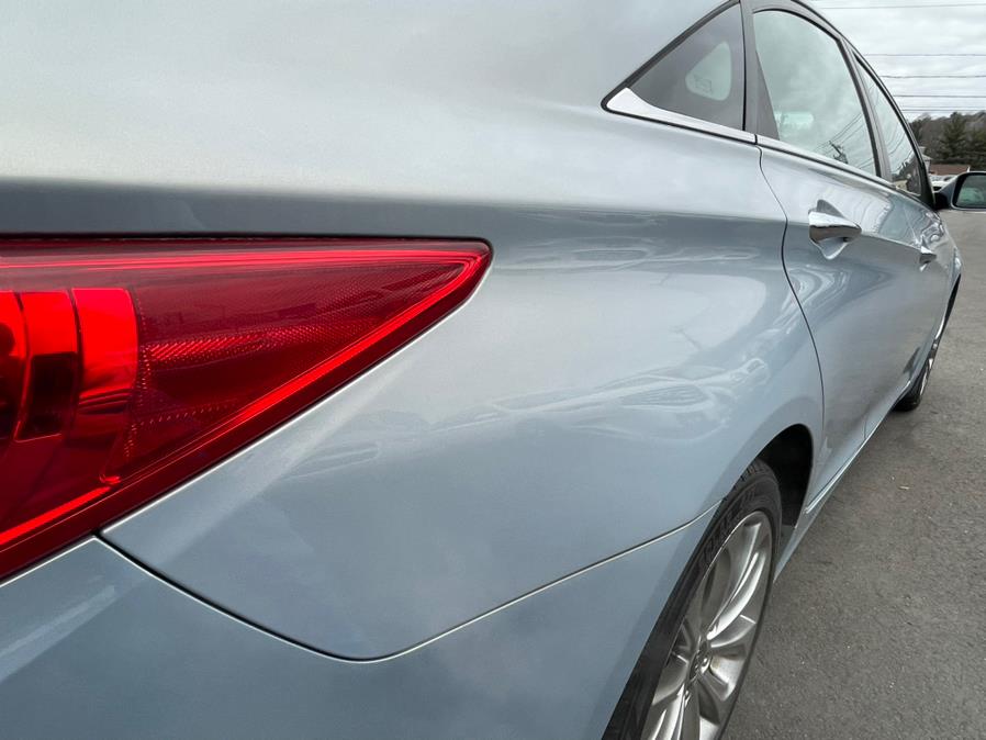 Used Hyundai Sonata 4dr Sdn 2.4L Auto Ltd PZEV *Ltd Avail* 2011 | Auto Match LLC. Waterbury, Connecticut Used Hyundai Sonata 4dr Sdn 2.4L Auto Ltd PZEV *Ltd Avail* 2011 | Auto Match LLC. Waterbury, Connecticut