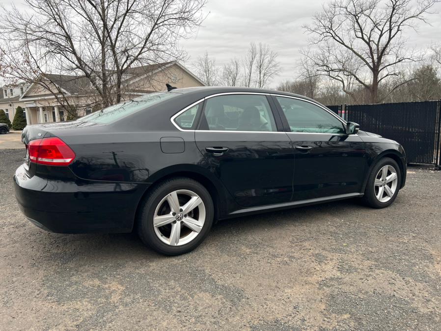 Used Volkswagen Passat 4dr Sdn 2.5L Auto SE w/Sunroof PZEV 2012 | Main Auto of Berlin. Berlin, Connecticut Used Volkswagen Passat 4dr Sdn 2.5L Auto SE w/Sunroof PZEV 2012 | Main Auto of Berlin. Berlin, Connecticut