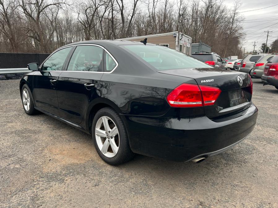 Used Volkswagen Passat 4dr Sdn 2.5L Auto SE w/Sunroof PZEV 2012 | Main Auto of Berlin. Berlin, Connecticut Used Volkswagen Passat 4dr Sdn 2.5L Auto SE w/Sunroof PZEV 2012 | Main Auto of Berlin. Berlin, Connecticut