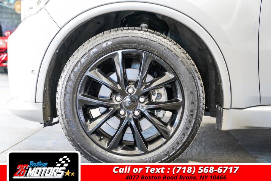 Used Dodge Durango R/T AWD 2018 | 26 Motors Boutique. Bronx, New York Used Dodge Durango R/T AWD 2018 | 26 Motors Boutique. Bronx, New York