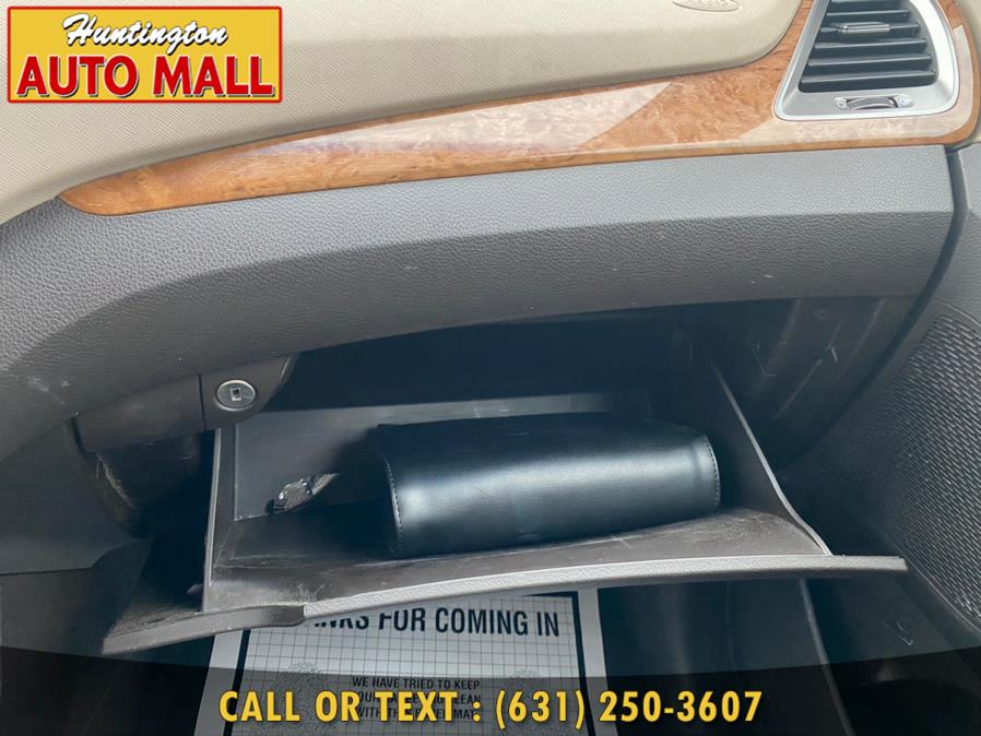 2015 Hyundai Santa Fe Sport AWD 4dr 2.4 SPORT, available for sale in Huntington Station, New York | Huntington Auto Mall. Huntington Station, New York 2015 Hyundai Santa Fe Sport AWD 4dr 2.4 SPORT, available for sale in Huntington Station, New York | Huntington Auto Mall. Huntington Station, New York