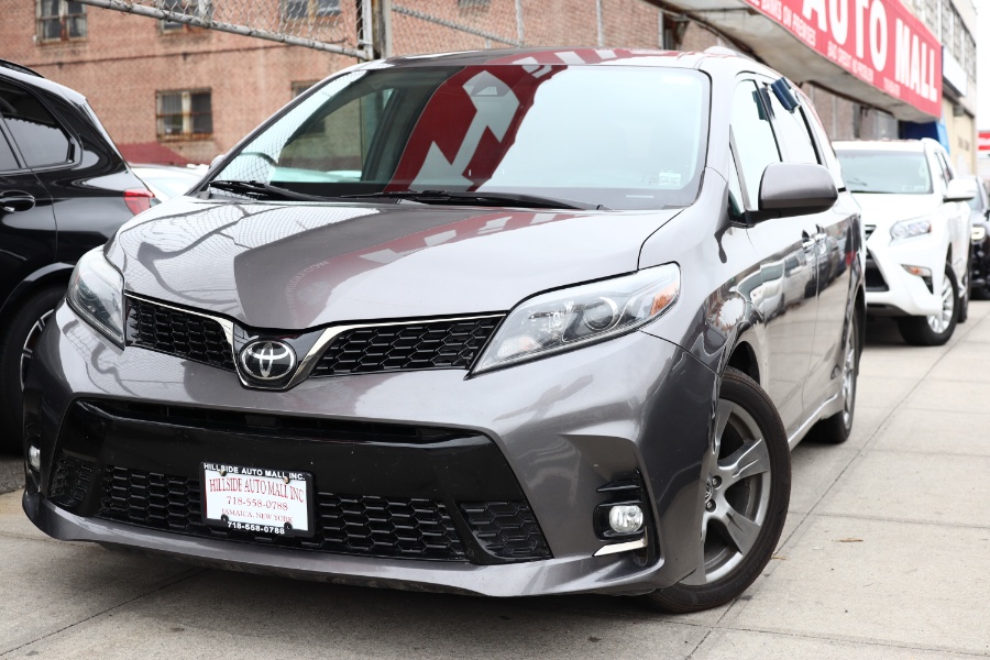 Used Toyota Sienna SE Premium FWD 8-Passenger (Natl) 2018 | Hillside Auto Mall Inc.. Jamaica, New York Used Toyota Sienna SE Premium FWD 8-Passenger (Natl) 2018 | Hillside Auto Mall Inc.. Jamaica, New York