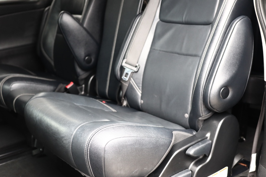 Used Toyota Sienna SE Premium FWD 8-Passenger (Natl) 2018 | Hillside Auto Mall Inc.. Jamaica, New York Used Toyota Sienna SE Premium FWD 8-Passenger (Natl) 2018 | Hillside Auto Mall Inc.. Jamaica, New York