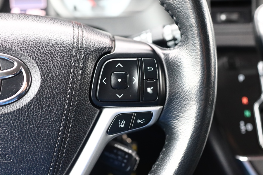 Used Toyota Sienna SE Premium FWD 8-Passenger (Natl) 2018 | Hillside Auto Mall Inc.. Jamaica, New York Used Toyota Sienna SE Premium FWD 8-Passenger (Natl) 2018 | Hillside Auto Mall Inc.. Jamaica, New York