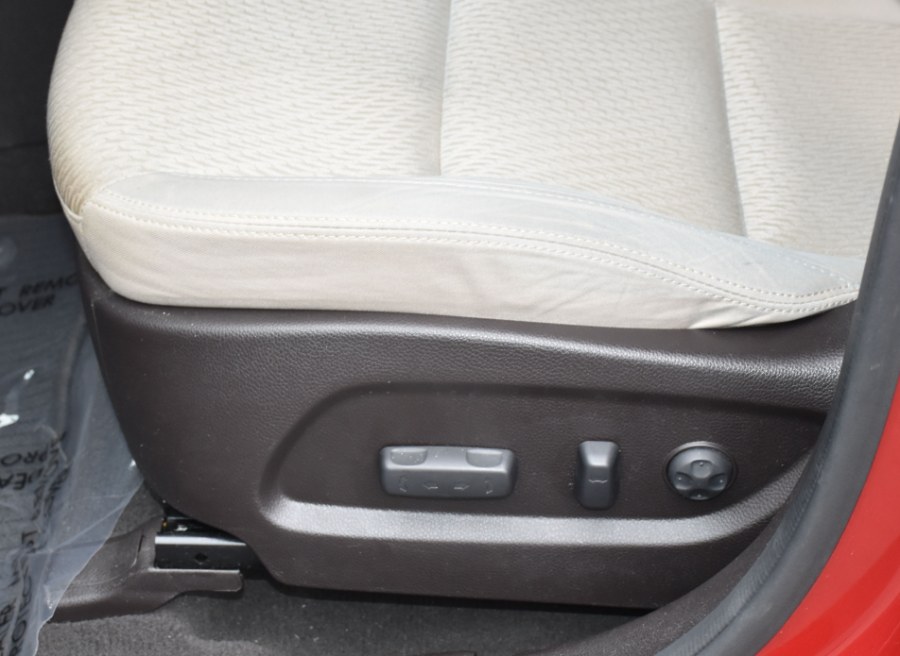 Used Hyundai Santa Fe SE 3.3L Auto AWD 2017 | Highline Car Connection. Waterbury, Connecticut Used Hyundai Santa Fe SE 3.3L Auto AWD 2017 | Highline Car Connection. Waterbury, Connecticut