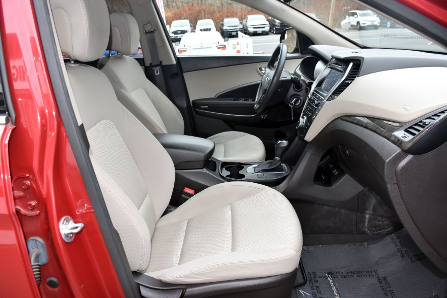 Used Hyundai Santa Fe SE 3.3L Auto AWD 2017 | Highline Car Connection. Waterbury, Connecticut Used Hyundai Santa Fe SE 3.3L Auto AWD 2017 | Highline Car Connection. Waterbury, Connecticut