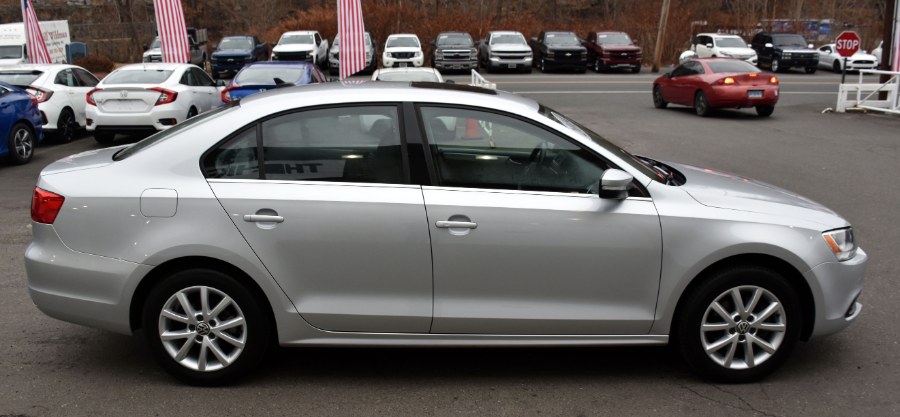 Used Volkswagen Jetta Sedan 4dr Man SE w/Connectivity/Sunroof PZEV 2014 | Highline Car Connection. Waterbury, Connecticut Used Volkswagen Jetta Sedan 4dr Man SE w/Connectivity/Sunroof PZEV 2014 | Highline Car Connection. Waterbury, Connecticut