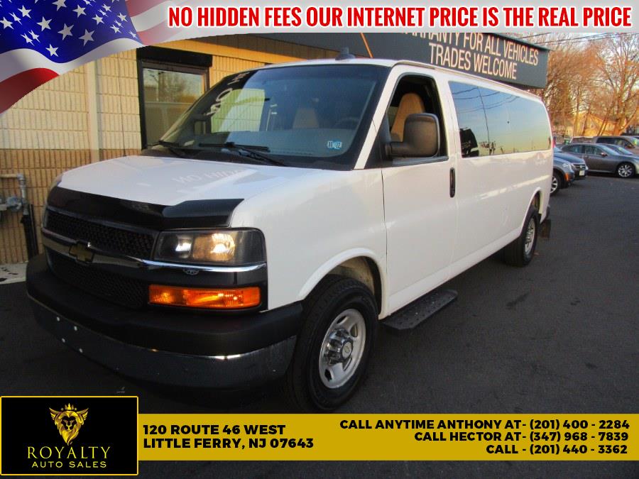 Used Chevrolet Express Passenger RWD 3500 155" LT w/1LT 2017 | Royalty Auto Sales. Little Ferry, New Jersey