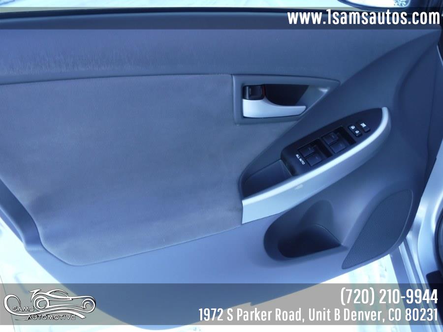 Used Toyota Prius 5dr HB I (Natl) 2010 | Sam's Automotive. Denver, Colorado Used Toyota Prius 5dr HB I (Natl) 2010 | Sam's Automotive. Denver, Colorado