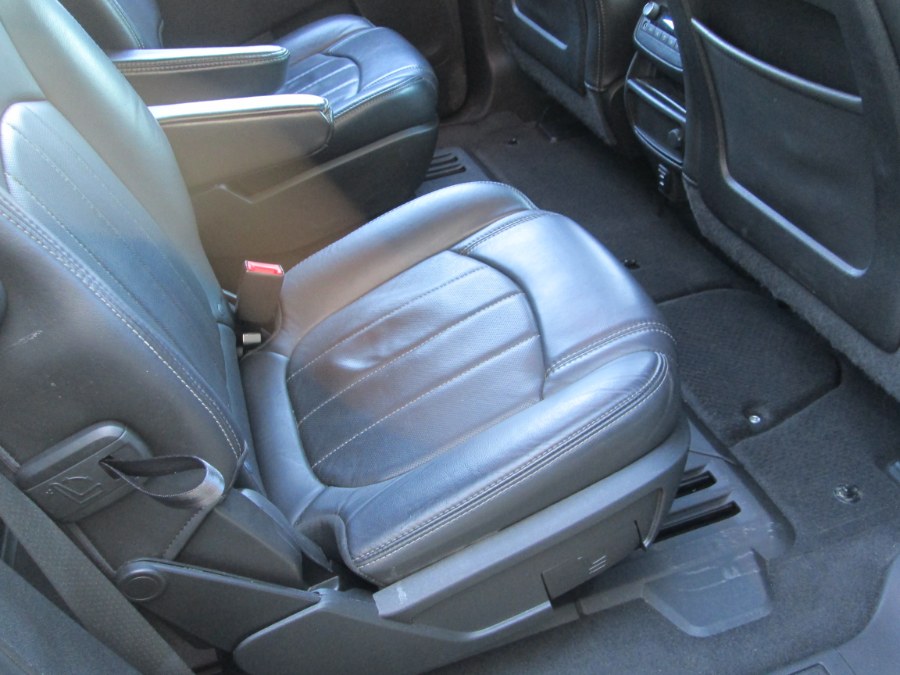 2014 Buick Enclave AWD 4dr Leather, available for sale in Levittown, Pennsylvania | Levittown Auto. Levittown, Pennsylvania 2014 Buick Enclave AWD 4dr Leather, available for sale in Levittown, Pennsylvania | Levittown Auto. Levittown, Pennsylvania