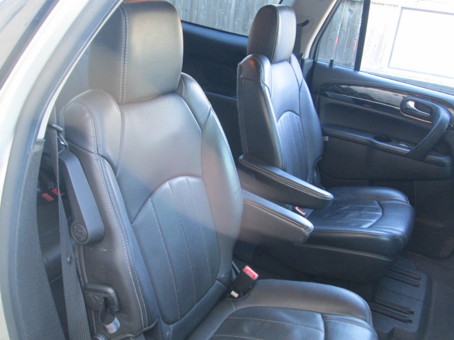 2014 Buick Enclave AWD 4dr Leather, available for sale in Levittown, Pennsylvania | Levittown Auto. Levittown, Pennsylvania 2014 Buick Enclave AWD 4dr Leather, available for sale in Levittown, Pennsylvania | Levittown Auto. Levittown, Pennsylvania