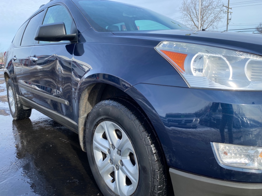 Used Chevrolet Traverse FWD 4dr LS 2009 | Marsh Auto Sales LLC. Ortonville, Michigan Used Chevrolet Traverse FWD 4dr LS 2009 | Marsh Auto Sales LLC. Ortonville, Michigan