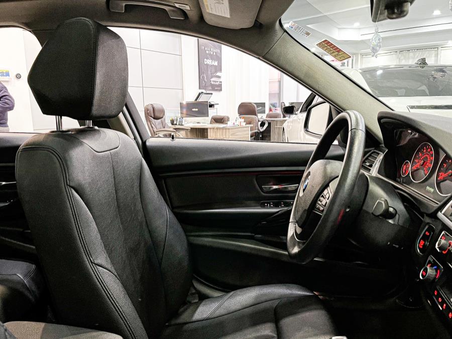 2018 BMW 3 Series 320i xDrive Sedan, available for sale in Franklin Square, New York | Luxury Motor Club. Franklin Square, New York 2018 BMW 3 Series 320i xDrive Sedan, available for sale in Franklin Square, New York | Luxury Motor Club. Franklin Square, New York