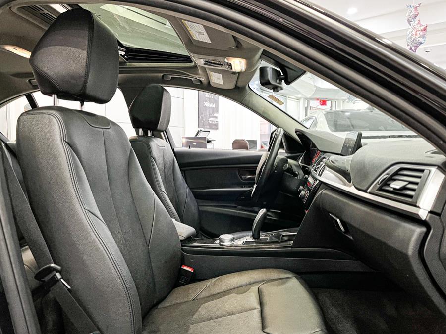 2018 BMW 3 Series 320i xDrive Sedan, available for sale in Franklin Square, New York | Luxury Motor Club. Franklin Square, New York 2018 BMW 3 Series 320i xDrive Sedan, available for sale in Franklin Square, New York | Luxury Motor Club. Franklin Square, New York