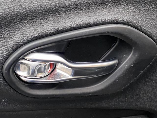 Used Jeep Cherokee Latitude Plus 2019 | Eastchester Motor Cars. Bronx, New York Used Jeep Cherokee Latitude Plus 2019 | Eastchester Motor Cars. Bronx, New York