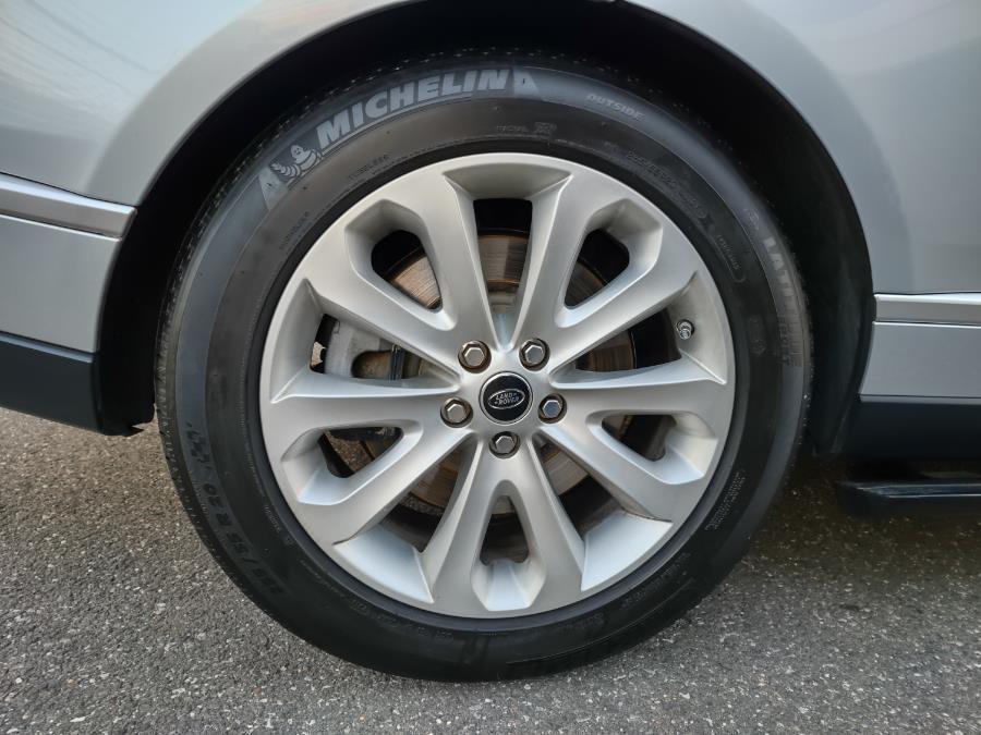 2013 Land Rover Range Rover 4WD 4dr HSE, available for sale in Wantagh, New York | Alpine Motors Inc. Wantagh, New York 2013 Land Rover Range Rover 4WD 4dr HSE, available for sale in Wantagh, New York | Alpine Motors Inc. Wantagh, New York