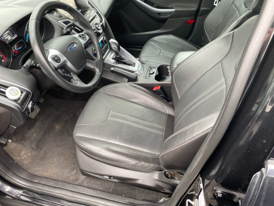 Used Ford Focus 4dr Sdn Titanium 2014 | Middle Village Motors . Middle Village, New York Used Ford Focus 4dr Sdn Titanium 2014 | Middle Village Motors . Middle Village, New York