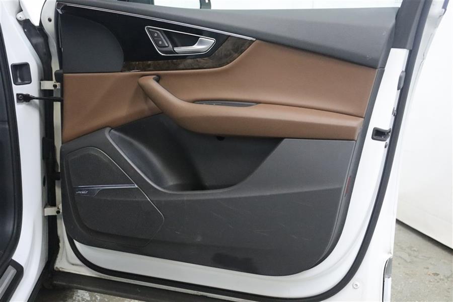 2018 Audi Q7 PREMIUM PLUS, available for sale in Paterson, New Jersey | Fast Track Motors. Paterson, New Jersey 2018 Audi Q7 PREMIUM PLUS, available for sale in Paterson, New Jersey | Fast Track Motors. Paterson, New Jersey
